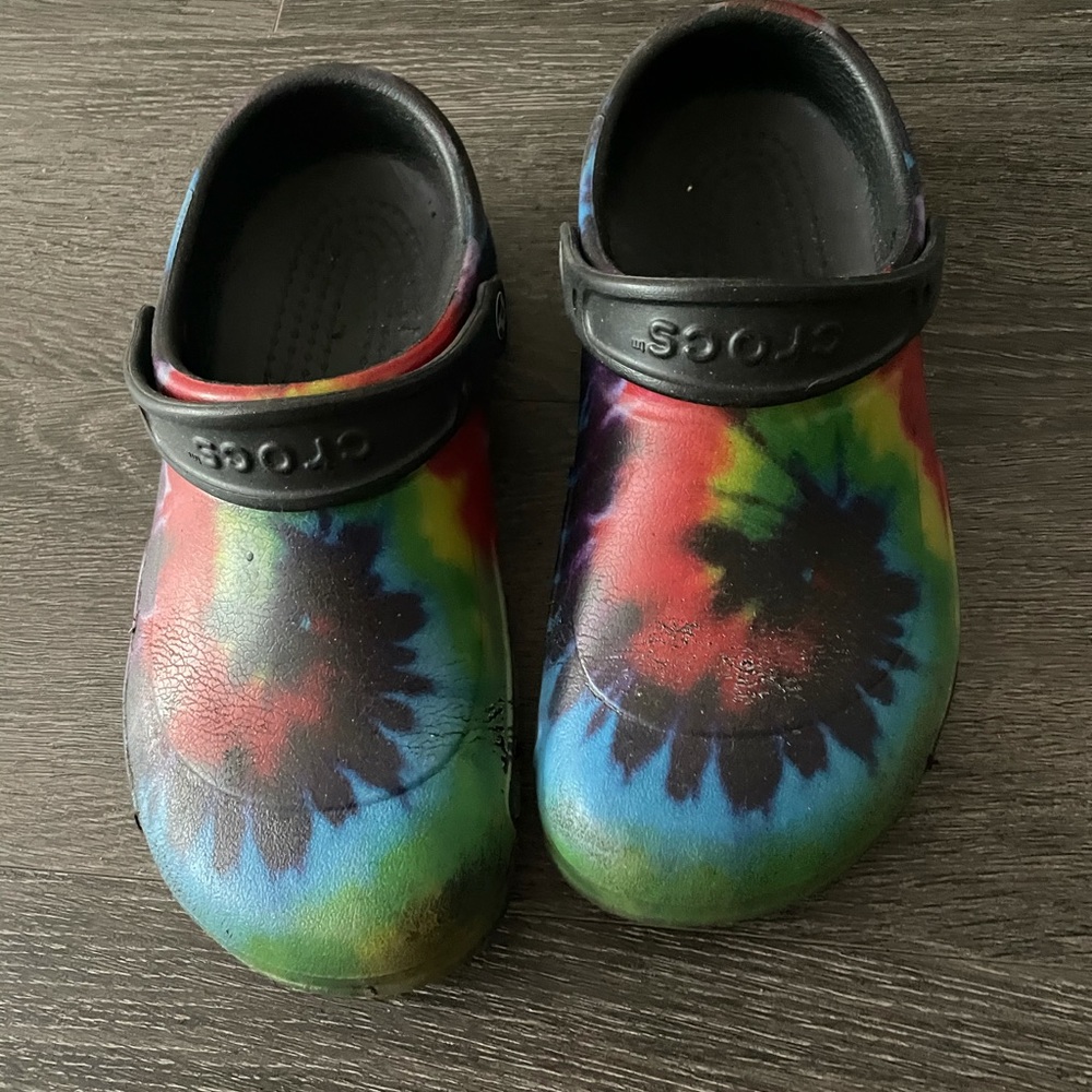 CROCS